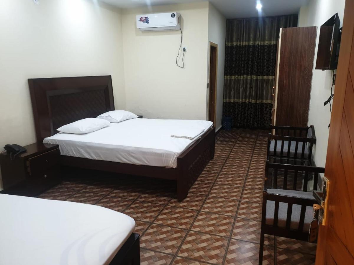 Dream Night Hotel Islamabad Bagian luar foto