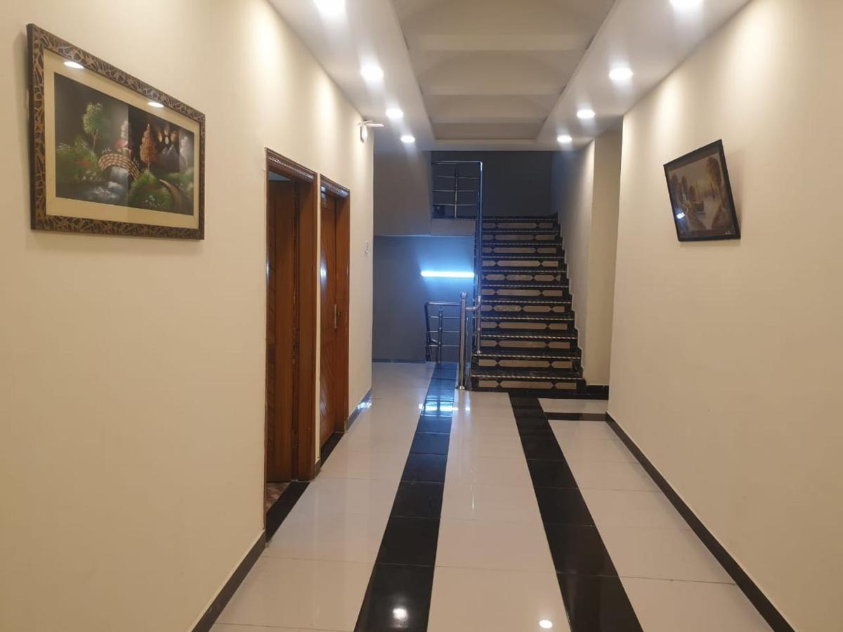 Dream Night Hotel Islamabad Bagian luar foto